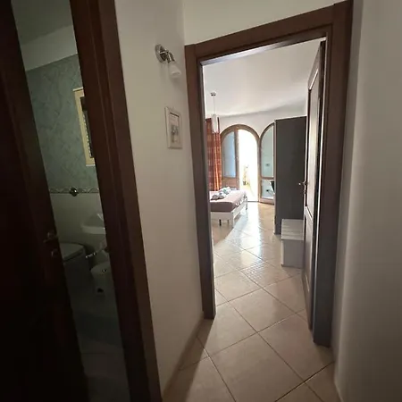 La Maddalena Nocleg ze śniadaniem *